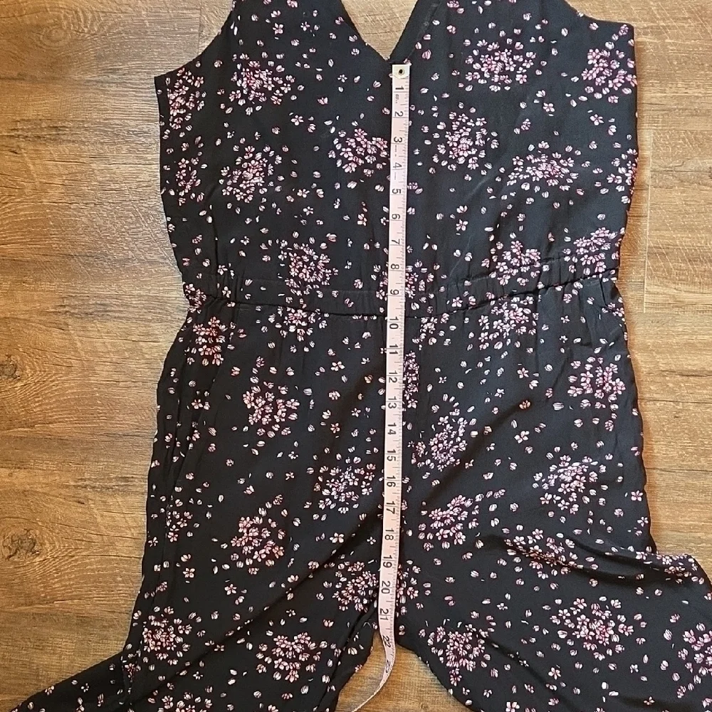 LOFT Black Loose Fitting Jumpsuit with Pink And White Floral Women's Size Small